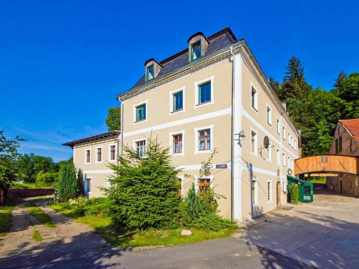 Mlyn Wielislaw Agroturystyka I Restauracja Sedziszowa Bagian luar foto
